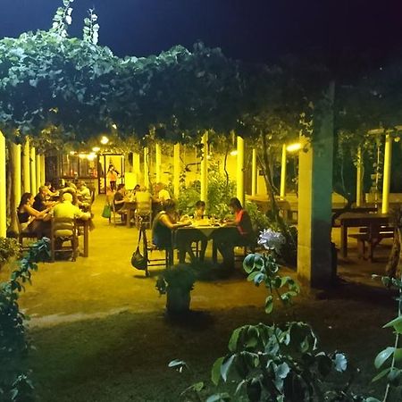 Вилла Agriturismo Il Maresciallo Кариати Экстерьер фото