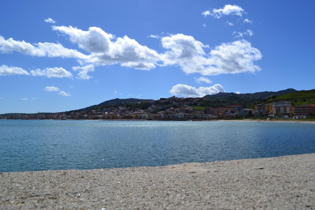 Вилла Agriturismo Il Maresciallo Кариати Экстерьер фото